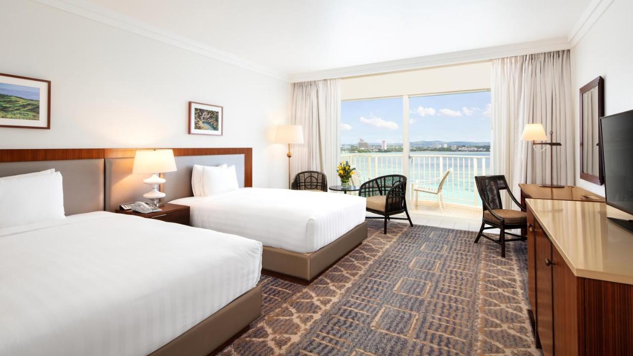 Lotte Hotel Guam Tumon Bagian luar foto