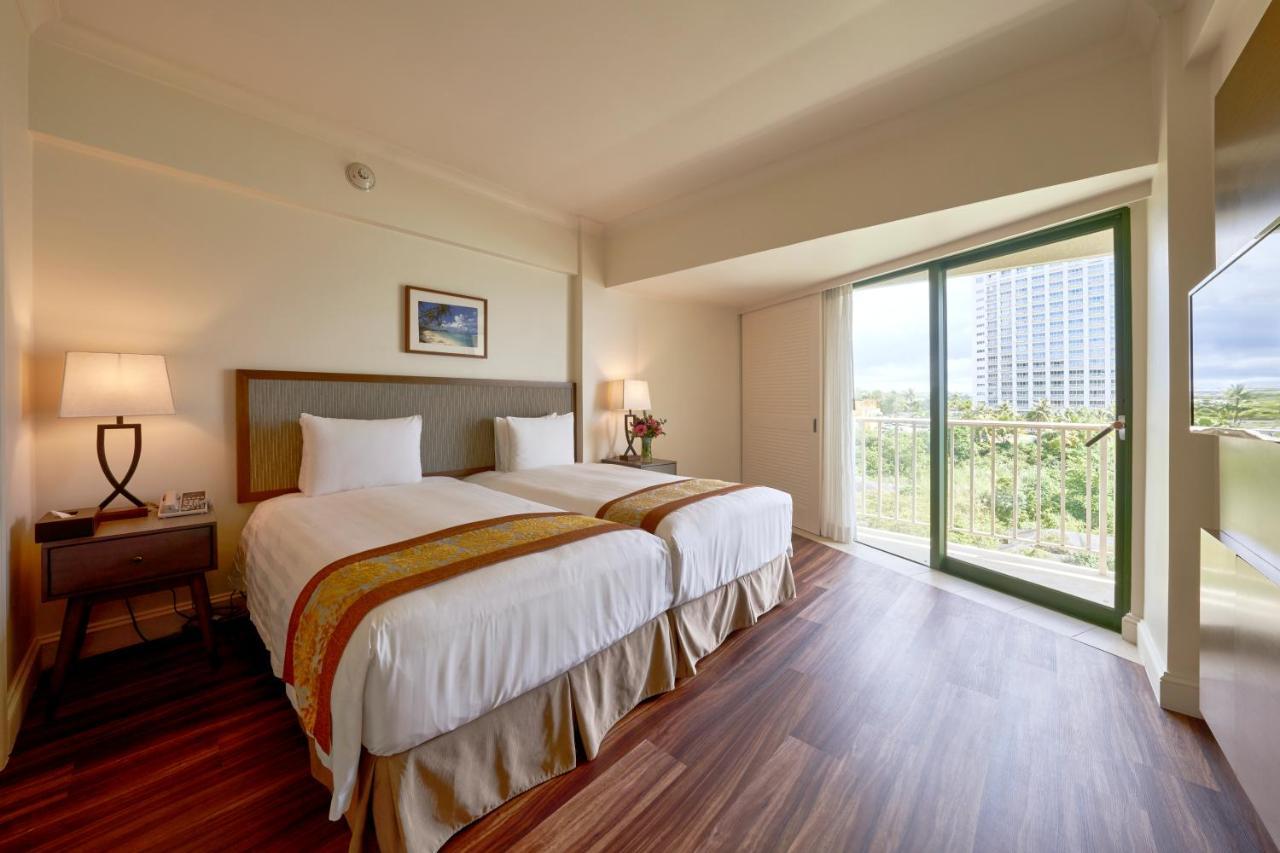 Lotte Hotel Guam Tumon Bagian luar foto