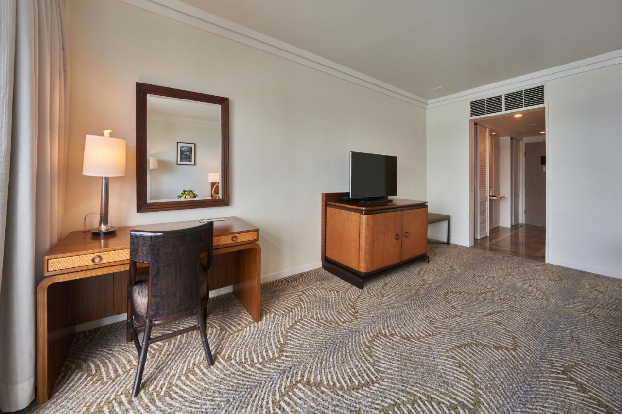 Lotte Hotel Guam Tumon Bagian luar foto