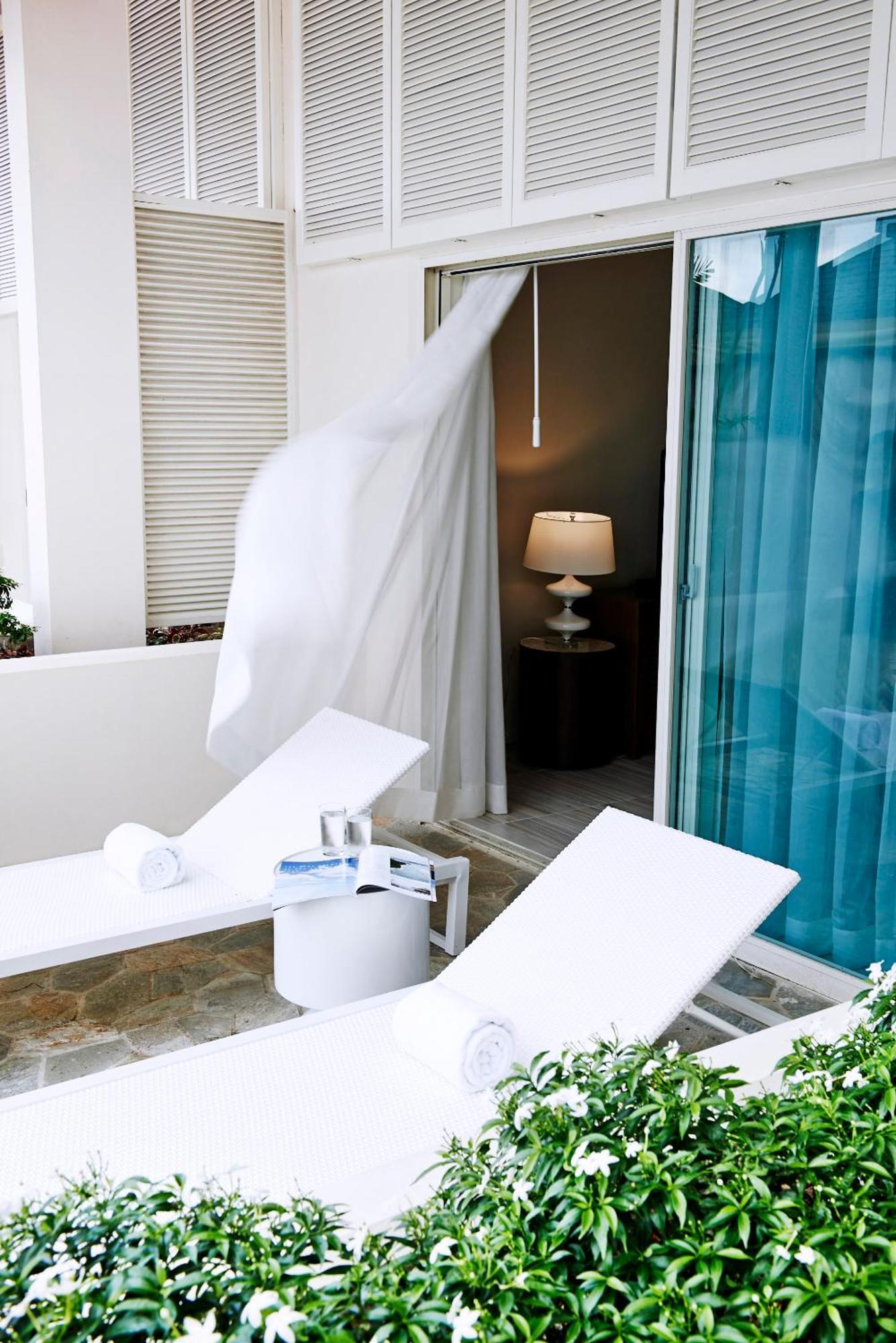 Lotte Hotel Guam Tumon Bagian luar foto
